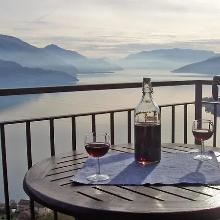 Appartement Sangiovese Emiliano Gravedona